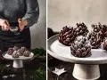 Schokoladen-Tannenzapfen-Kekse werden mit Puderzucker bestäubt. Ein festlicher Genuss, der an Tannenzapfen backen erinnert.