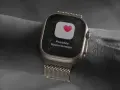 Zegarek watchOS pokazuje powiadomienie o możliwym nadciśnieniu.