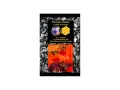 La shungita, con sus asombrosas propiedades energéticas, se representa junto a abejas y flores.
