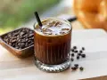Jak zrobić herbatę cold brew? Przepis na napój bez goryczki