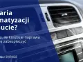 Widok na kratkę nawiewu klimatyzacji samochodowej z białymi smugami, sugerującymi chłodne powietrze.