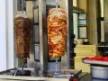 Gdzie kupić mięso na kebab? Sprawdź najlepsze opcje w Polsce