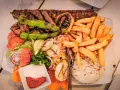 Kulinarna Warszawa: Gdzie zjeść dobrze, tanio i modnie?