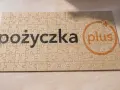 Puzzle z napisem "pożyczka plus". Czyżby to wezwanie na policję w sprawie nieuregulowanych zobowiązań?
