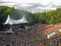 Ein großes Open-Air-Konzert mit tausenden Fans. Man kann sich vorstellen, wie Roland Kaiser 2026 hier auftreten wird.