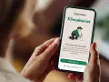 En app från Apoteket hjälper dig att hantera klimakteriet och besvär som ont i leder. Få tips och stöd för en bättre livsfas.