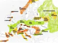 Mapa Europy z zaznaczonymi pasmami górskimi, nizinami i wyżynami. Kolory wskazują różne typy ukształtowania terenu.