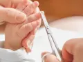Jak obciąć niemowlakowi paznokcie bezpiecznie i bez stresu