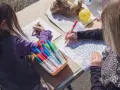 Ile opiekunek w żłobku? Kluczowe przepisy dotyczące bezpieczeństwa dzieci