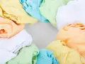 Pampersy czy pieluchy wielorazowe: co wybrać dla zdrowia dziecka?