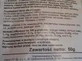 Żółta pasta curry w słoiku, składniki i wartości odżywcze.