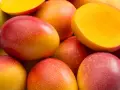 Soczyste mango, pełne witamin i błonnika. Odkryj jego bogate mango wartości odżywcze.