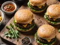 Jak przyprawić wołowinę na burgery? Sekret smaku i soczystości