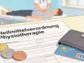 Rezept für Physiotherapie, Münzen und eine EC-Karte liegen auf einem Tisch. Die **Zuzahlung Ergotherapie** ist hier symbolisch dargestellt.