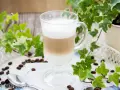 Warstwowy napój kawowy, idealny na poranek. Poznaj espresso macchiato przepis i stwórz własny!