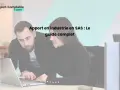 Deux collaborateurs étudient un projet sur un ordinateur portable. Le titre "Apport en industrie en SAS : guide complet" apparaît en surimpression.