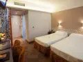 Hotel Berna Milano: Posizione, Servizi e Comfort Ideali