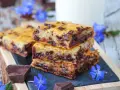 Délicieux gâteau banane chocolat, garni de pépites fondantes et de morceaux de chocolat noir. Parfait pour un goûter gourmand.
