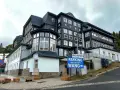Hotel Sanssouci Karpacz, kiedy otwarcie? Zapytaj o to przy parkingu obok świątyni Wang.