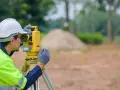 Ile kosztuje geodeta sądowy? Zaskakujące ceny i ukryte koszty
