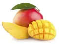 Soczysty mango z liściem, pokrojony w kostkę i plastry. Odkryj bogactwo mango składniki odżywcze.