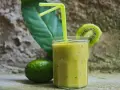 Koktajl awokado, kiwi, banan: przepis, korzyści i idealny czas!
