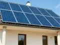 Panele fotowoltaiczne na dachu domu. Wszystko o fotowoltaice, czyli czysta energia ze słońca dla Twojego domu.