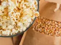 Czy koty mogą jeść popcorn? Poznaj ryzyko i zdrowe alternatywy
