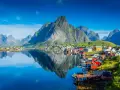 Malownicze fiordy i kolorowe domki rybackie w Norwegii. Idealne miejsce, by zastanowić się, gdzie na wakacje.