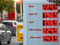 Cena benzyny w Niemczech: Diesel 224.9, Super E10 190.9, Super 196.9. Kierowcy tankują, obserwując rosnące ceny.