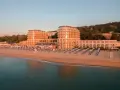Piękne hotele nad morzem w Świętym Konstantynie i Elenie. Idealne miejsce na wakacje, gdzie można zwiedzić plażę i odpocząć.