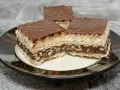 Czekoladowe wafle z kremem i orzechami, pyszna przekąska, która może kusić, ale warto sprawdzić knoppers kcal.