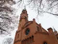 Kościół: Budynek, wspólnota czy instytucja? Poznaj 3 znaczenia