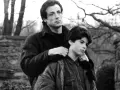Sylvester Stallone con uno dei suoi figli, un momento di riflessione tra padre e figlio.