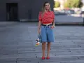 Spodnie cropped co to znaczy i jak je stylizować w modzie