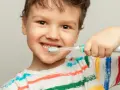 Ile czasu powinno się myć zęby, aby uniknąć problemów z zdrowiem?