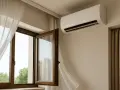 Cortina blanca ondea por una ventana abierta, creando una **corriente de aire** que se mezcla con el aire fresco del exterior.