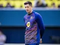 Robert Lewandowski w stroju treningowym FC Barcelona, symbolizujący udane barcelona transfery.