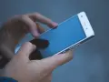 Konfiskata telefonu w szkole? Co mówi prawo i jak się bronić