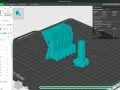 Projekt 3D online: model silnika i śruby gotowe do druku. Ustawienia jakości, struktury i prędkości widoczne w interfejsie.