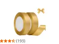 Två rullar med glänsande satinband i guld. En liten guldbåge svävar ovanför. Perfekt för presentinslagning.