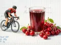 Cycliste buvant du jus de cerise, découvrez les jus de cerise bienfaits pour la récupération sportive.