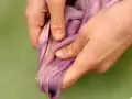Jak zmyć podkład z bluzki? Skuteczne sposoby na uporczywe plamy