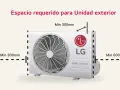 Unidad exterior de aire acondicionado LG con indicaciones de medidas: mínimo 300mm laterales y 600mm trasero.