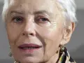 Portret Hanny Bieluszko, której choroba odcisnęła piętno na jej twarzy, ale nie odebrała blasku spojrzenia.