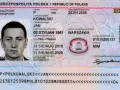 Zdjęcie polskiego paszportu z danymi osobowymi i fotografią właściciela.