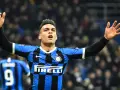 Lautaro Martínez z Interu Mediolan świętuje bramkę w meczu z Atalantą.