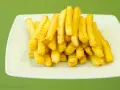 Ile ważą frytki? Odkryj wagi porcji, kalorie i porównanie fast foodów