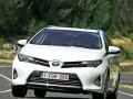 Prius czy Auris - który model lepszy dla Twojej rodziny?