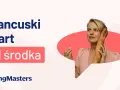 Francuski Start od środka – jak nauczyć się francuskiego? Kobieta z bagietką przy uchu, jakby rozmawiała po francusku.